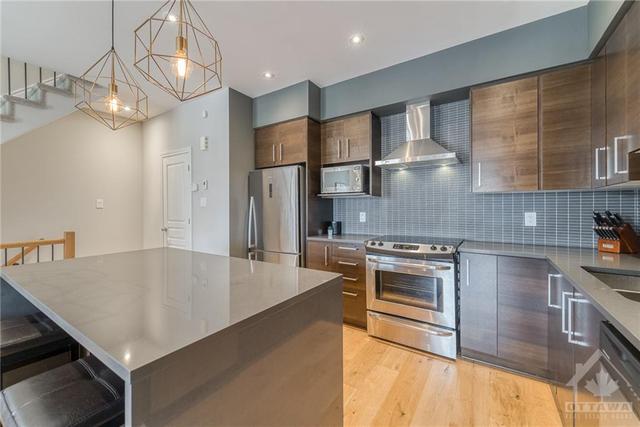 595 Compass Street, Townhouse with 2 bedrooms, 2 bathrooms and 3 parking in Ottawa ON | Image 8