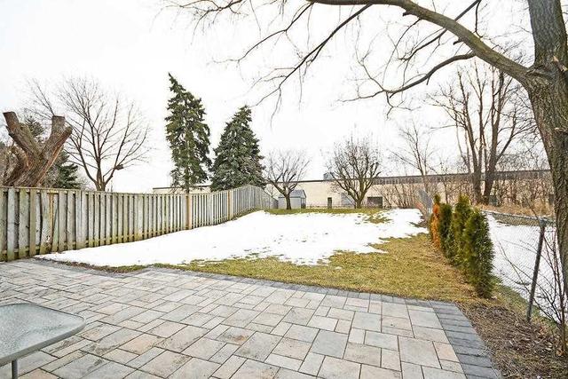 44 Falconer Dr, House semidetached with 3 bedrooms, 2 bathrooms and 3 parking in Mississauga ON | Image 30