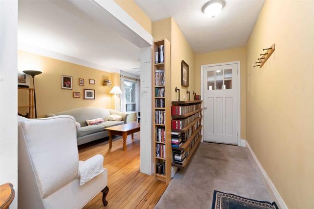 574 Coxwell Ave, House semidetached with 3 bedrooms, 3 bathrooms and 2 parking in Toronto ON | Image 35