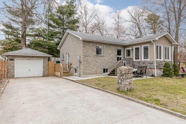 111 Mccague St, House detached with 2 bedrooms, 2 bathrooms and 7 parking in Wasaga Beach ON | Image 1