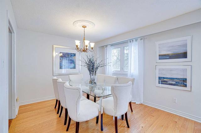 109 Robert Hicks Dr, House semidetached with 3 bedrooms, 4 bathrooms and 3 parking in Toronto ON | Image 2