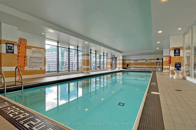 1004 - 295 Adelaide St W, Condo with 2 bedrooms, 2 bathrooms and 1 parking in Toronto ON | Image 28
