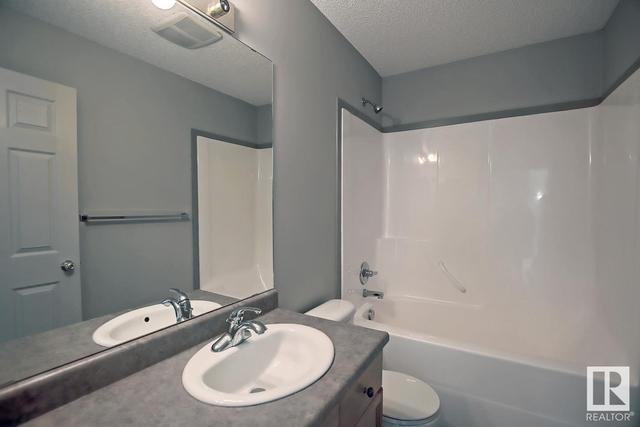 8129 7 Ave Sw, House semidetached with 3 bedrooms, 1 bathrooms and 6 parking in Edmonton AB | Image 19