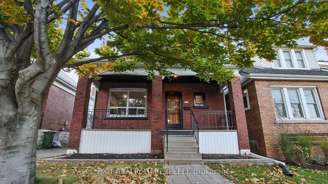 214 Rosslyn Ave S, House detached with 3 bedrooms, 3 bathrooms and 2 parking in Hamilton ON | Image 35