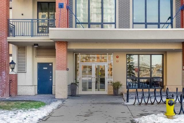 1220 - 8880 Horton Road Sw, Condo with 2 bedrooms, 2 bathrooms and 1 parking in Calgary AB | Image 4