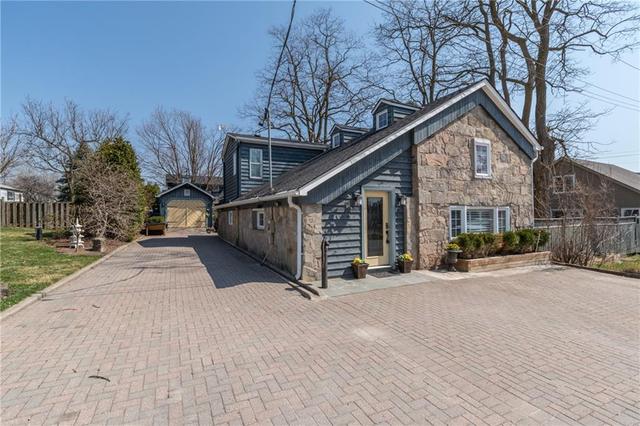 4901 Eramosa Erin Townline, House detached with 2 bedrooms, 1 bathrooms and 5 parking in Erin ON | Image 1