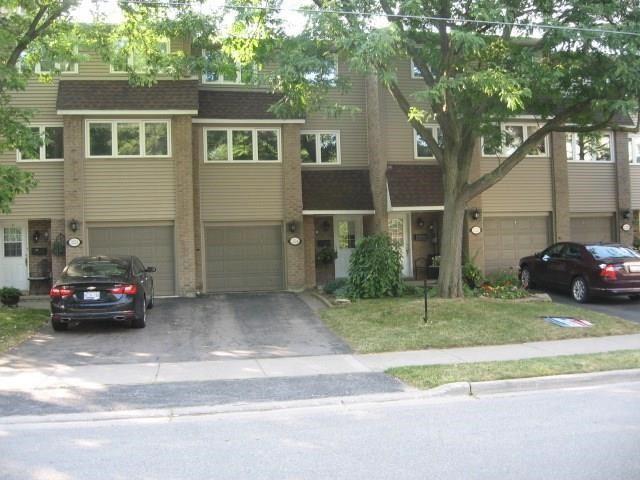 2224 Marine Dr, Townhouse with 3 bedrooms, 3 bathrooms and 2 parking in Oakville ON | Image 19