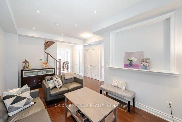 4329 Bloor St W, Townhouse with 3 bedrooms, 4 bathrooms and 3 parking in Toronto ON | Image 38