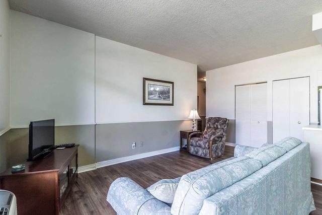 13 - 16 Fourth St, Condo with 2 bedrooms, 1 bathrooms and 1 parking in Orangeville ON | Image 5