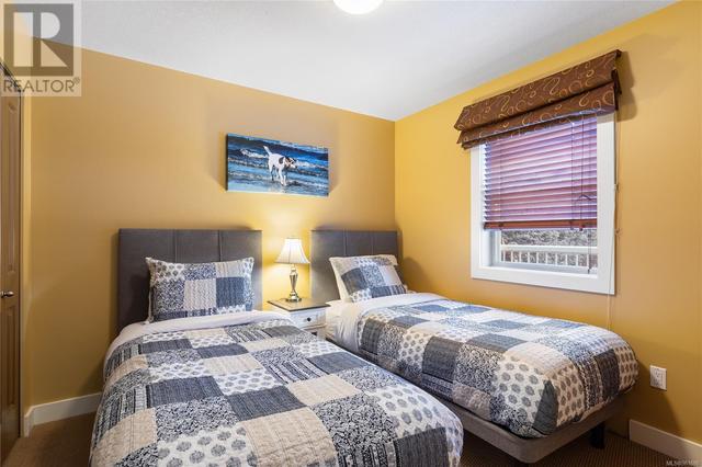 141 - 1080 Resort Dr, House attached with 3 bedrooms, 2 bathrooms and null parking in Parksville BC | Image 7