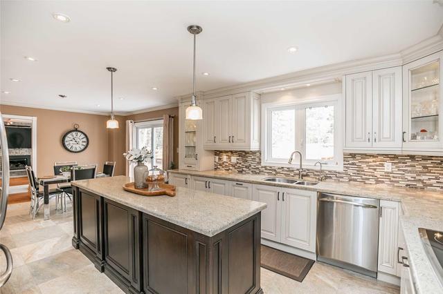 9 Sleepy Hollow Lane, House detached with 4 bedrooms, 3 bathrooms and 9 parking in Whitchurch Stouffville ON | Image 8