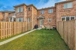 30 Terry Fox St, House attached with 3 bedrooms, 3 bathrooms and 2 parking in Markham ON | Image 6