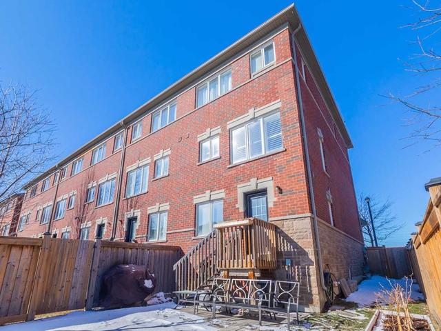 1 - 2600 Glengarry Rd, Townhouse with 3 bedrooms, 3 bathrooms and 2 parking in Mississauga ON | Image 25