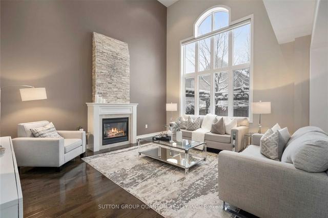 247 Beechtree Cres, House detached with 4 bedrooms, 4 bathrooms and 4 parking in Oakville ON | Image 7