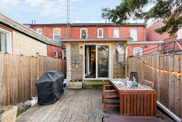 232 Maria St, House attached with 2 bedrooms, 2 bathrooms and 1 parking in Toronto ON | Image 25