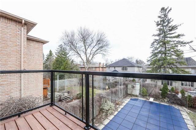 237 Spring Garden Ave, House detached with 3 bedrooms, 3 bathrooms and 6 parking in Toronto ON | Image 11