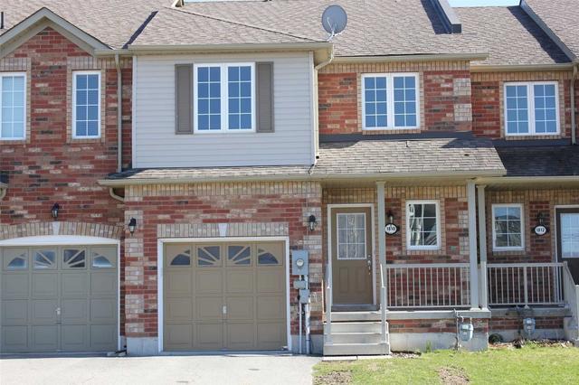1810 Swan St S, House attached with 3 bedrooms, 2 bathrooms and 2 parking in Innisfil ON | Image 1