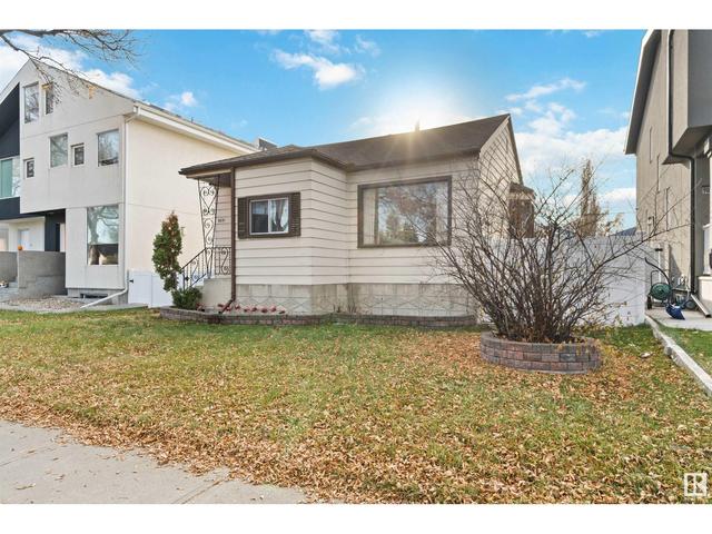 9851 79 Av Nw, House detached with 4 bedrooms, 1 bathrooms and null parking in Edmonton AB | Image 4