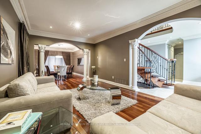 76 Silver Rose Cres, House detached with 5 bedrooms, 5 bathrooms and 9 parking in Markham ON | Image 35
