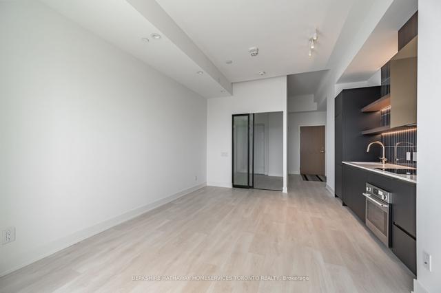 608 - 1285 Queen St E, Condo with 2 bedrooms, 2 bathrooms and 0 parking in Toronto ON | Image 7