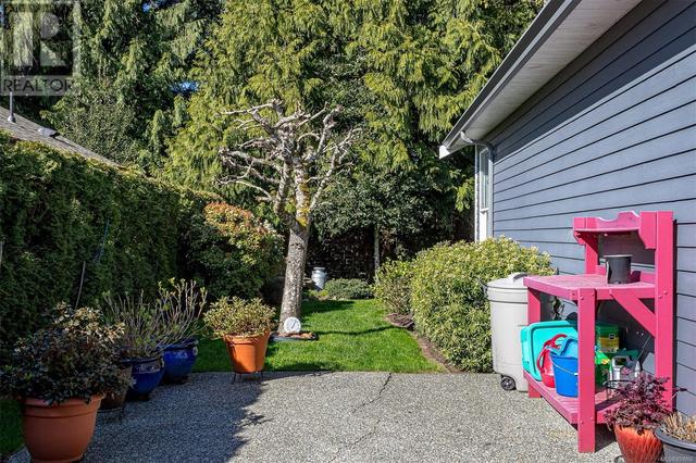 4066 Magnolia Dr, House other with 2 bedrooms, 2 bathrooms and 2 parking in Nanaimo BC | Image 42