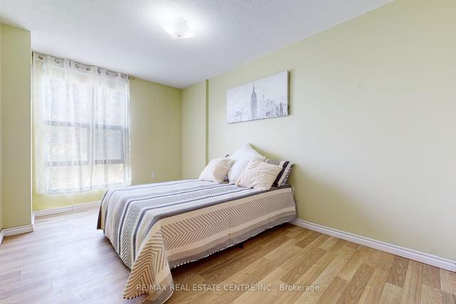 404 - 4 Kings Cross Rd, Condo with 2 bedrooms, 1 bathrooms and 1 parking in Brampton ON | Image 20