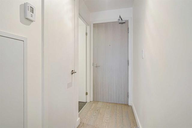 813 - 111 Bathurst St, Condo with 1 bedrooms, 1 bathrooms and 1 parking in Toronto ON | Image 18