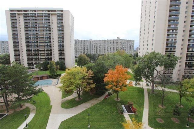 809 - 812 Burnhamthorpe Rd, Condo with 3 bedrooms, 2 bathrooms and 1 parking in Toronto ON | Image 16