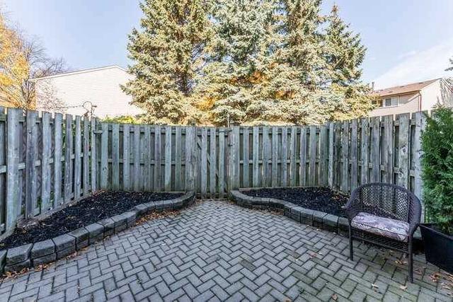 42 - 907 Burns St W, Townhouse with 3 bedrooms, 2 bathrooms and 2 parking in Whitby ON | Image 26