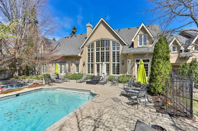 17 Bayview Ridge, House detached with 7 bedrooms, 7 bathrooms and 8 parking in Toronto ON | Image 18