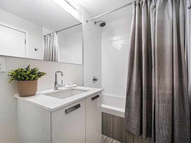 lph08 - 1815 Yonge St, Condo with 2 bedrooms, 2 bathrooms and 1 parking in Toronto ON | Image 9