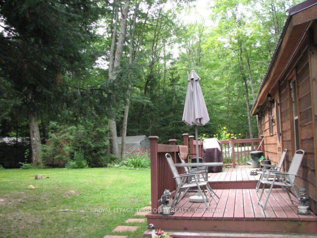 1143 Sherwood Forest Rd, House detached with 2 bedrooms, 1 bathrooms and 5 parking in Bracebridge ON | Image 7