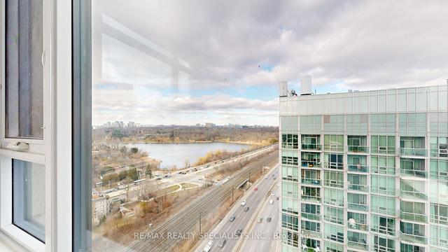 2202 - 1926 Lakeshore Blvd W, Townhouse with 1 bedrooms, 1 bathrooms and 1 parking in Toronto ON | Image 16