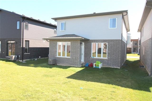 3154 Frieda Way, House detached with 3 bedrooms, 2 bathrooms and 6 parking in London ON | Image 5