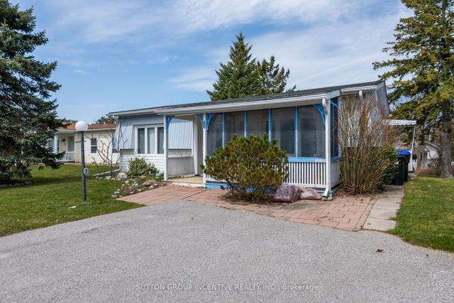 80 Linden Lane, House detached with 2 bedrooms, 1 bathrooms and 2 parking in Innisfil ON | Image 12