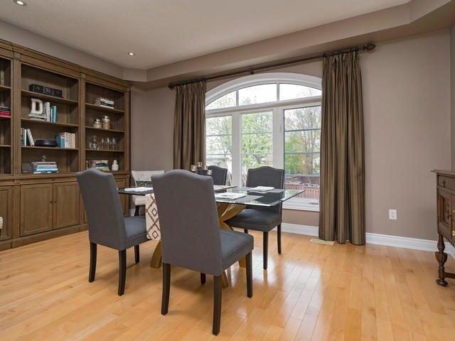 Th 4 - 581 Scarlett Rd, Townhouse with 3 bedrooms, 4 bathrooms and 2 parking in Toronto ON | Image 7