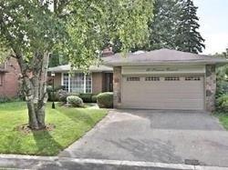 14 Foursome Cres, House detached with 3 bedrooms, 3 bathrooms and 6 parking in Toronto ON | Card Image