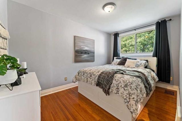 326 East 28th St, House detached with 2 bedrooms, 2 bathrooms and 2 parking in Hamilton ON | Image 14