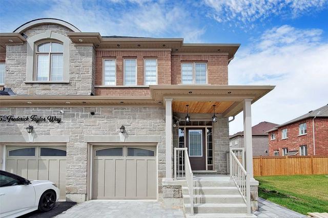 54 Frederick Taylor Way, House semidetached with 3 bedrooms, 3 bathrooms and 4 parking in East Gwillimbury ON | Image 1