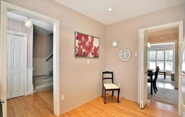 557 Arlington Blvd, Townhouse with 2 bedrooms, 2 bathrooms and 2 parking in Burlington ON | Image 8