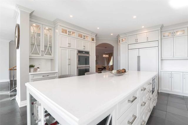 7207 Second Line W, House detached with 4 bedrooms, 5 bathrooms and 8 parking in Mississauga ON | Image 6