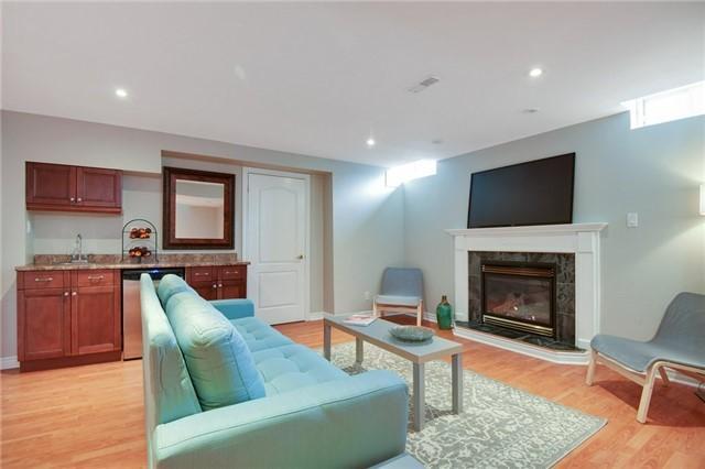 91 Gateway Dr, House detached with 4 bedrooms, 4 bathrooms and 2 parking in Aurora ON | Image 16