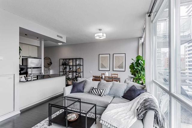 1105 - 30 Canterbury Pl, Condo with 1 bedrooms, 1 bathrooms and 1 parking in Toronto ON | Image 16