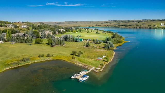 79 Emerald Bay Drive, House detached with 5 bedrooms, 3 bathrooms and 6 parking in Rocky View County AB | Image 5