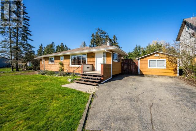 1760 Robb Ave, House detached with 3 bedrooms, 2 bathrooms and 4 parking in Comox BC | Image 33