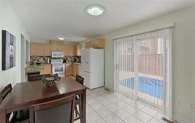 56 Steckley St, House detached with 4 bedrooms, 4 bathrooms and 2 parking in Aurora ON | Image 6