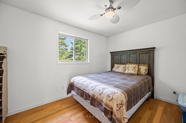 3 Campbell St, House detached with 2 bedrooms, 1 bathrooms and 10 parking in Kawartha Lakes ON | Image 11