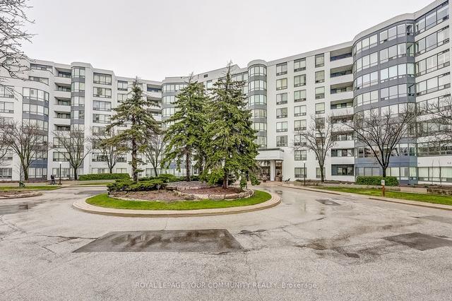 220 - 333 Clark Ave, Condo with 2 bedrooms, 2 bathrooms and 2 parking in Vaughan ON | Image 1