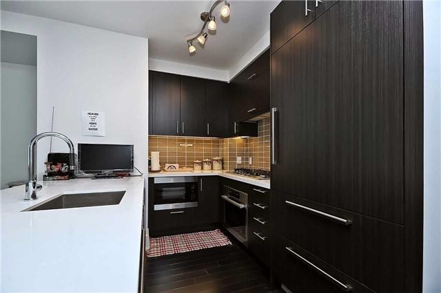 125 - 39 Queens Quay E, Townhouse with 2 bedrooms, 3 bathrooms and 1 parking in Toronto ON | Image 7