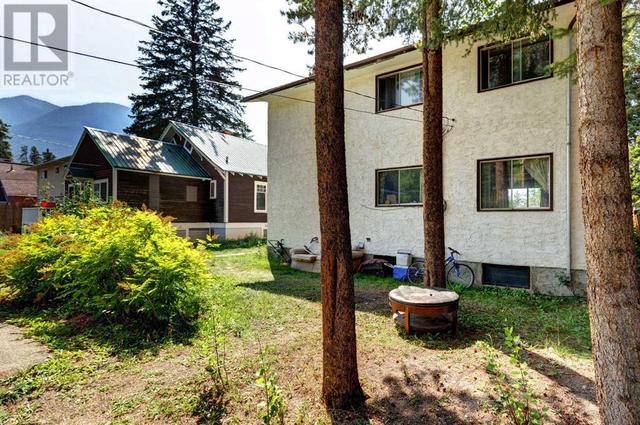 208 Otter Street, House detached with 4 bedrooms, 2 bathrooms and 2 parking in Banff AB | Image 29